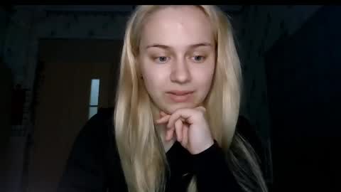 sloanne___ta online show from April 2026 02:34:01 PM