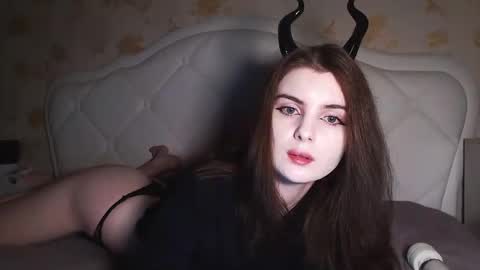 sloomonata online show from November 2025 12:10:02 AM