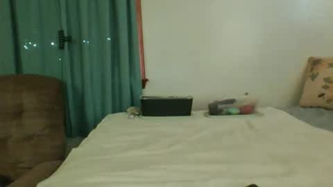 Snapshot of sluttamer72 chatting on April 2026 12:47:01 PM Jade and Thomas online show from April 2026 12:47:01 PM