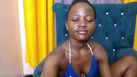 Bree online show from November 2025 07:13:01 PM