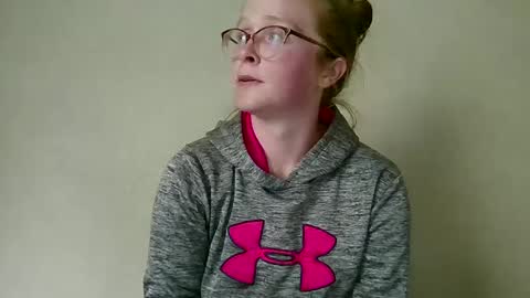 Snapshot of slutty_redhead3 chatting on September 2025 04:30:01 PM Slutty redhead3 online show from September 2025 04:30:01 PM