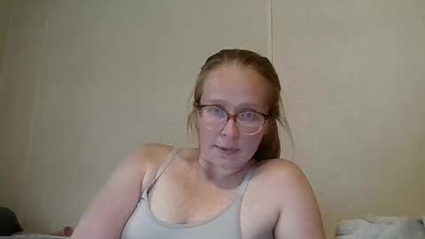 Snapshot of slutty_redhead3 chatting on September 2025 03:48:02 PM Slutty redhead3 online show from September 2025 03:48:02 PM