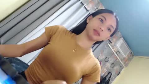 CHIE CHIE online show from April 2026 12:44:01 AM