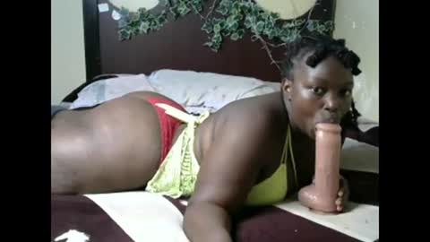 Snapshot of sluttydevil6 chatting on February 2025 02:32:02 AM sluttydevil6 online show from February 2025 02:32:02 AM