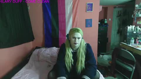 Tori Smith online show from February 2025 05:12:01 AM