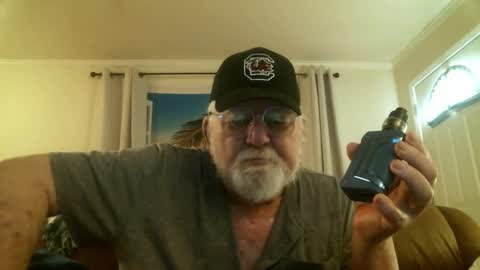 Snapshot of slydevi1 chatting on October 2025 09:37:01 PM Slydevil online show from October 2025 09:37:01 PM