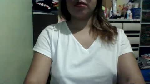 Lovewella online show from February 2025 06:56:02 PM