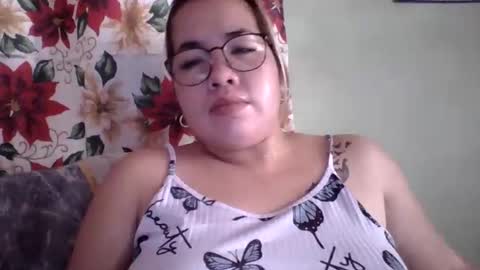 Lovewella online show from October 2025 04:09:01 AM