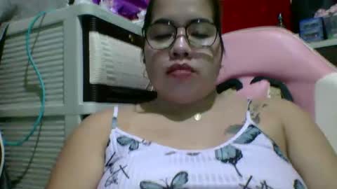 Lovewella online show from April 2026 02:41:01 PM