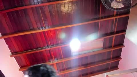 Small Hot19 online show from October 2025 10:13:02 AM