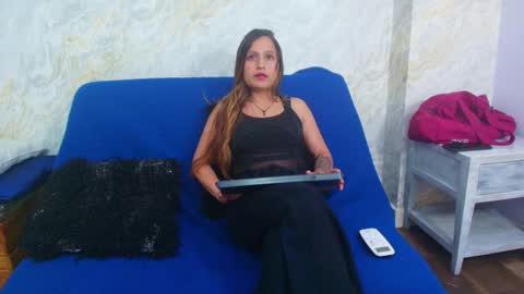 Snapshot of small_lagoon chatting on October 2025 08:20:01 PM small_lagoon online show from October 2025 08:20:01 PM