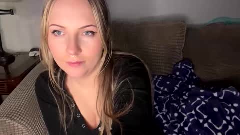 smallclitbitch333 online show from March 2026 05:13:01 AM