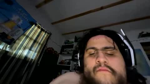 smalld1996 online show from April 2026 05:36:01 PM