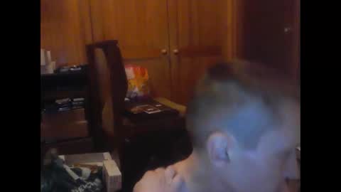 Snapshot of smalldream666 chatting on November 2025 06:59:02 PM PIST PIST online show from November 2025 06:59:02 PM