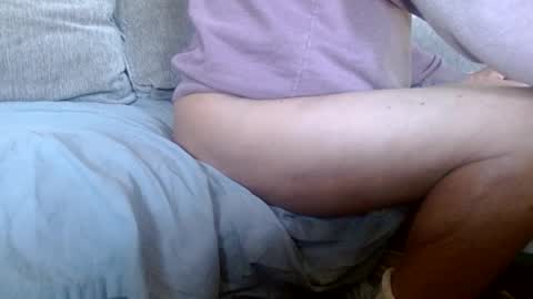 Snapshot of smallmalelass chatting on January 2025 04:02:02 PM smallmalelass online show from January 2025 04:02:02 PM