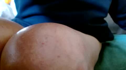 Snapshot of smallmalelass chatting on October 2025 09:48:02 PM smallmalelass online show from October 2025 09:48:02 PM