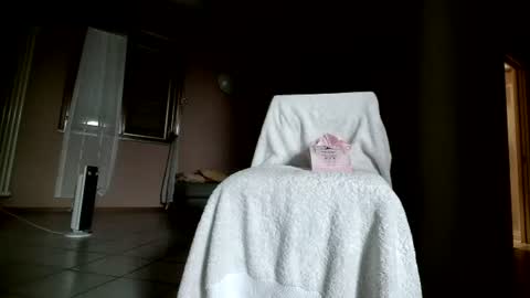 smallone8825 online show from June 2026 06:19:02 AM