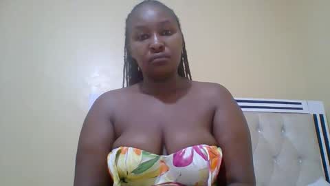 Snapshot of smartqueen1 chatting on June 2026 02:57:02 AM Katerina online show from June 2026 02:57:02 AM