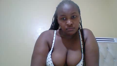 Snapshot of smartqueen1 chatting on June 2026 04:37:02 AM Katerina online show from June 2026 04:37:02 AM