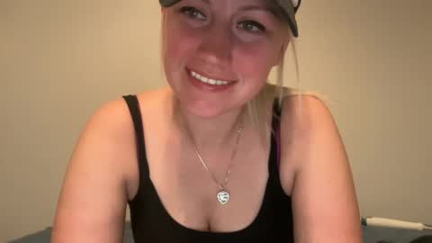 Snapshot of smexxii93 chatting on December 2024 04:35:02 AM smexxii93 online show from December 2024 04:35:02 AM