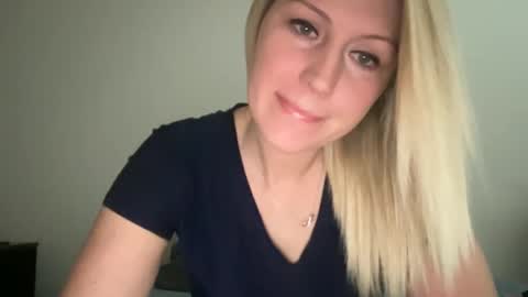 Snapshot of smexxii93 chatting on January 2025 05:35:01 PM smexxii93 online show from January 2025 05:35:01 PM