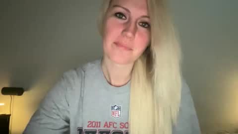 Snapshot of smexxii93 chatting on January 2026 03:25:01 PM smexxii93 online show from January 2026 03:25:01 PM