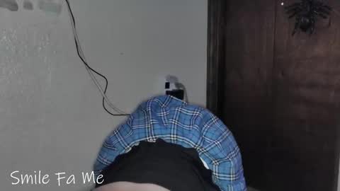 Snapshot of smilefame123 chatting on October 2025 07:01:01 PM Smile Fa Me online show from October 2025 07:01:01 PM