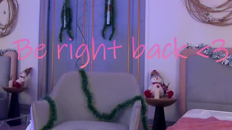 Snapshot of smiley_mia_ chatting on December 2024 11:20:02 AM Mia online show from December 2024 11:20:02 AM