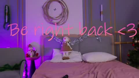 Snapshot of smiley_mia_ chatting on January 2025 08:14:01 AM Mia online show from January 2025 08:14:01 AM