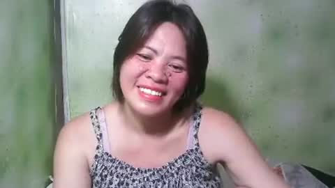 Snapshot of smilinglady27 chatting on February 2025 07:01:01 AM smilinglady27 online show from February 2025 07:01:01 AM