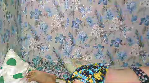 Snapshot of smilinglady27 chatting on October 2025 07:37:01 PM smilinglady27 online show from October 2025 07:37:01 PM