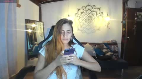 Snapshot of smilingsalor chatting on December 2024 01:52:02 AM SmilingSalor online show from December 2024 01:52:02 AM