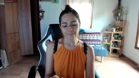 Snapshot of smilingsalor chatting on October 2025 07:24:02 PM SmilingSalor online show from October 2025 07:24:02 PM