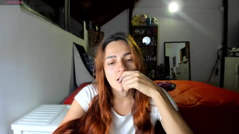 Snapshot of smilingsalor chatting on October 2025 01:24:02 AM SmilingSalor online show from October 2025 01:24:02 AM