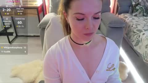 smilym online show from October 2025 11:35:01 PM