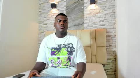 Snapshot of smith_oliverr chatting on October 2025 06:06:02 AM smith_oliverr online show from October 2025 06:06:02 AM