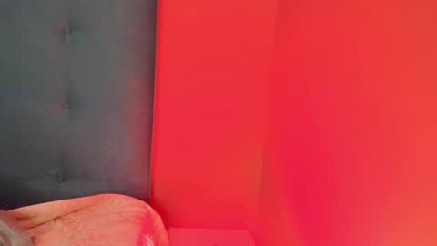 smith_taylor7 online show from December 2024 05:58:01 AM