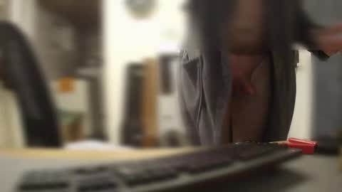 Snapshot of smo0thie chatting on January 2025 06:14:01 PM smo0thie online show from January 2025 06:14:01 PM