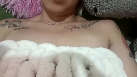 smoke_leidy_ online show from November 2025 04:53:01 PM