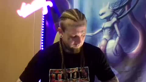 smoke online show from April 2026 12:10:01 PM