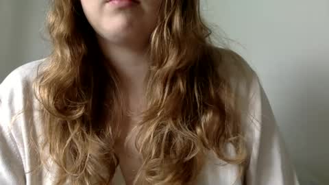 Snapshot of smokeshow3 chatting on December 2024 07:21:02 PM smokeshow3 online show from December 2024 07:21:02 PM