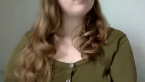 Snapshot of smokeshow3 chatting on December 2024 08:25:02 PM smokeshow3 online show from December 2024 08:25:02 PM