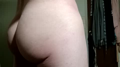 Snapshot of smokewagon22 chatting on October 2025 09:00:02 AM smokewagon22 online show from October 2025 09:00:02 AM