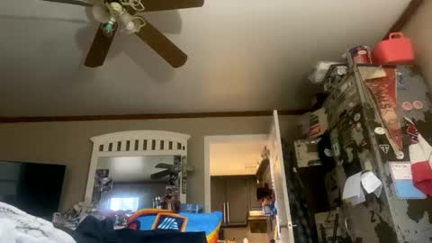 smokeymt420 online show from February 2025 07:02:02 PM