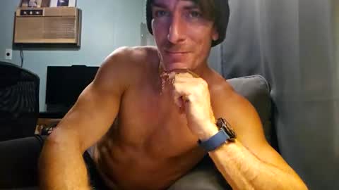 Snackyyyy online show from February 2026 12:42:01 AM