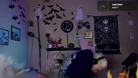 Viiscount  Snarfle Von Snarfenberg online show from December 2024 11:56:02 AM