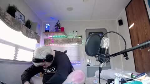 Viiscount  Snarfle Von Snarfenberg online show from February 2025 06:20:01 PM