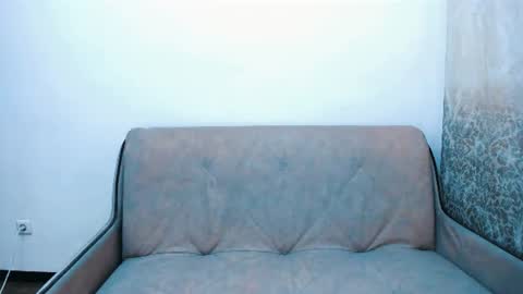 Snapshot of snezanablond chatting on June 2026 07:01:02 PM Sneja online show from June 2026 07:01:02 PM