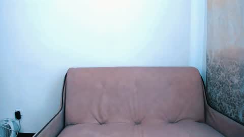 Snapshot of snezanablond chatting on June 2026 05:09:01 AM Sneja online show from June 2026 05:09:01 AM