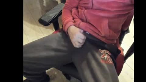 Snapshot of snip1977 chatting on March 2025 08:12:01 PM snip1977 online show from March 2025 08:12:01 PM